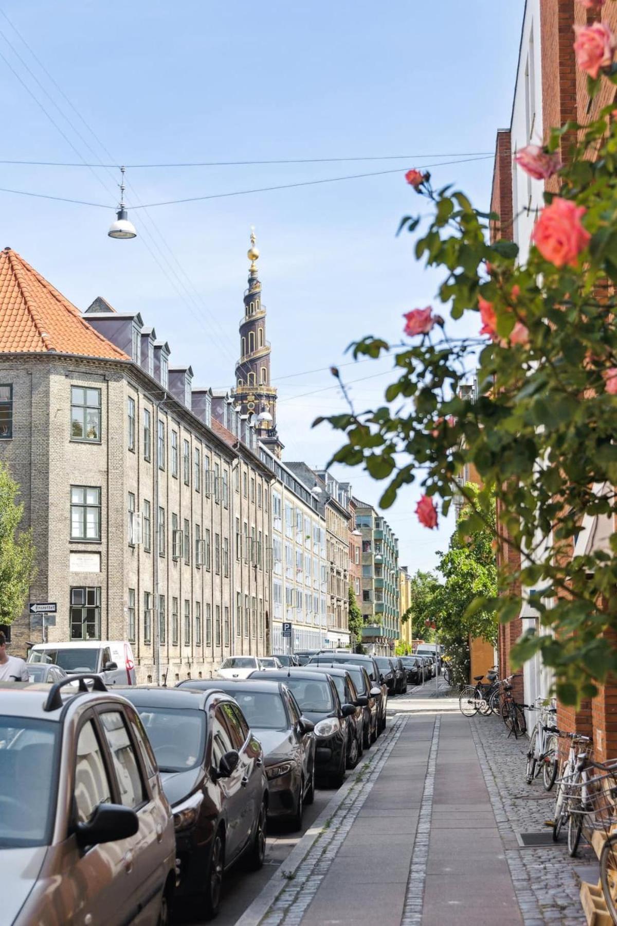 First Row Apartment With Balcony To The Ramparts København Eksteriør billede